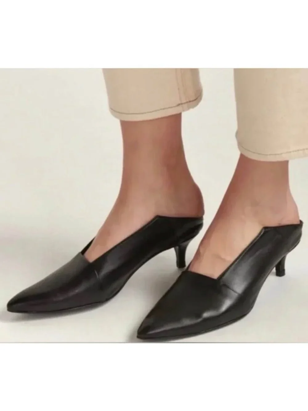 Coset clear out! Thakoon black leather kitten heel mules size 38 US 7.5-8